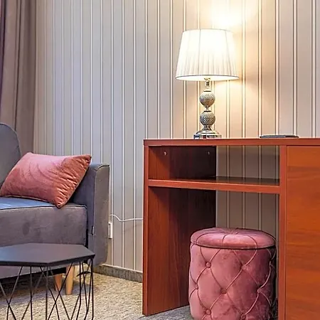 Park Hotel 3*